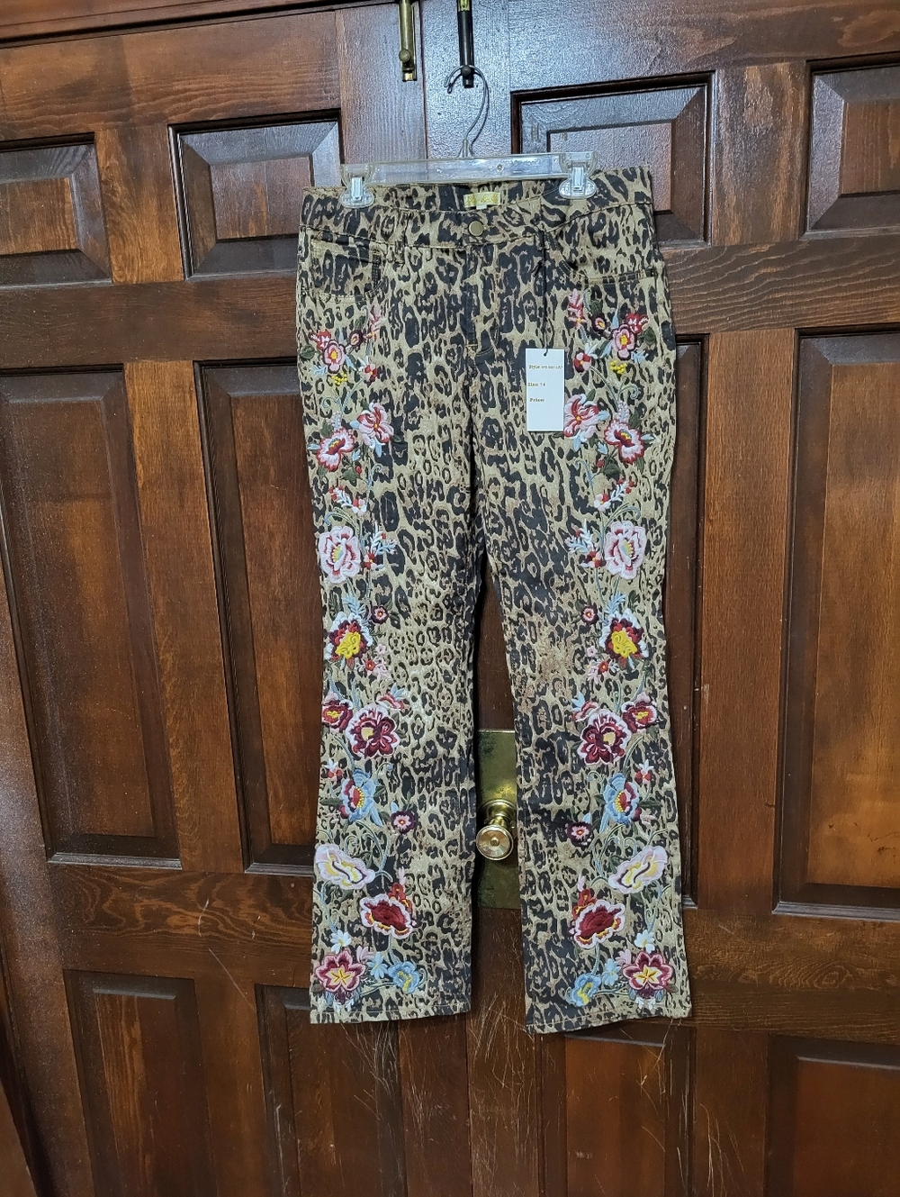Home Folk Embroidered Leopard Print  Jeans - Floral Accents